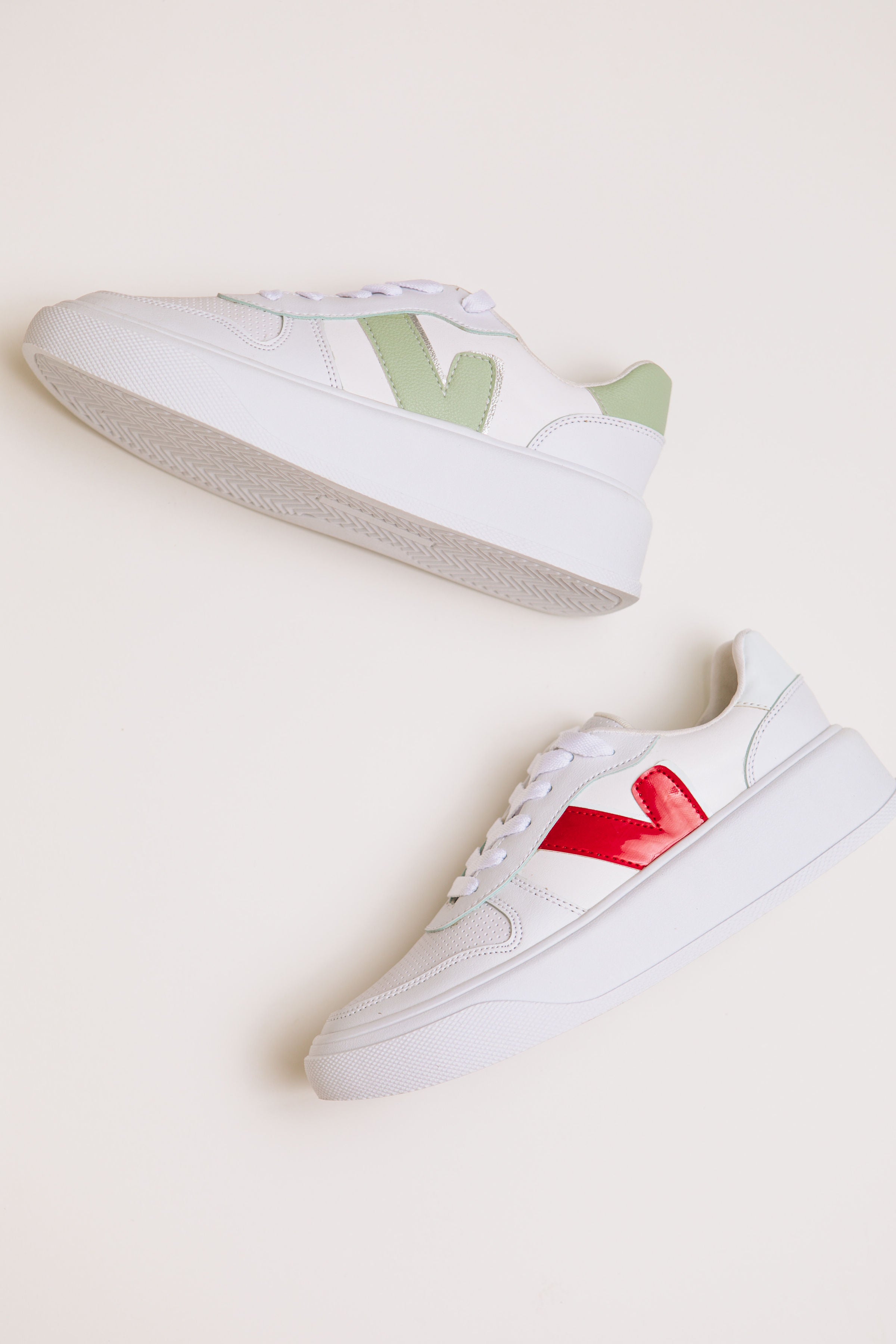 Madewell x Veja™ V-10 Leather Sneakers in Lilac and Neon Orange