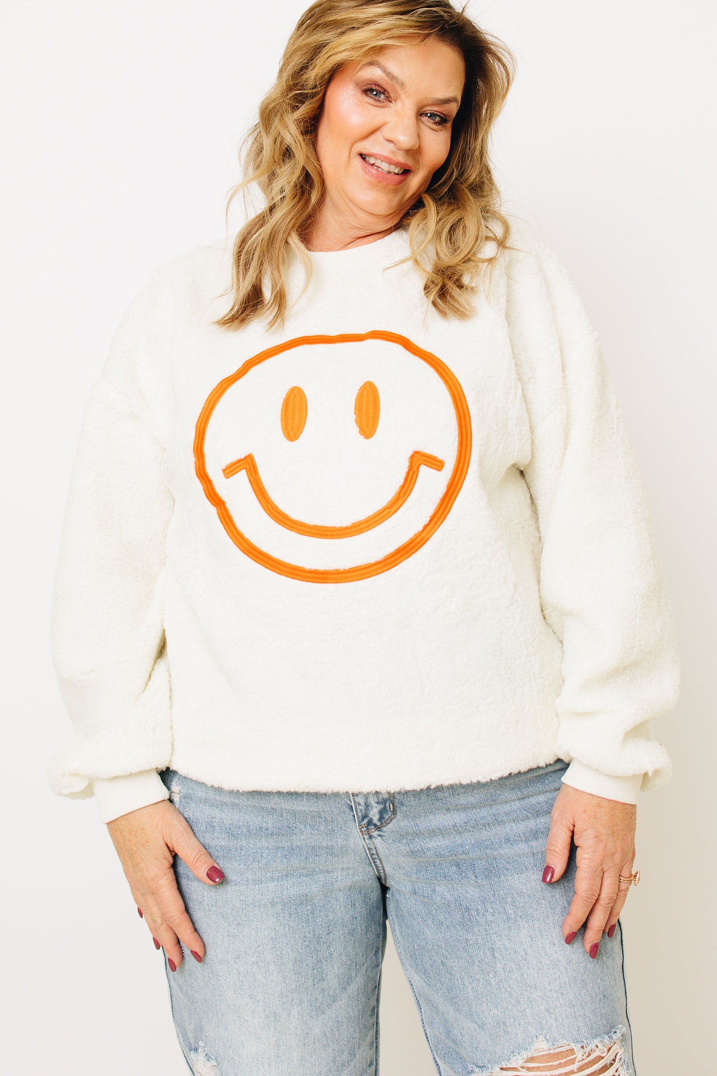 Smiley Comfort Pullover Sweater (S-3XL)