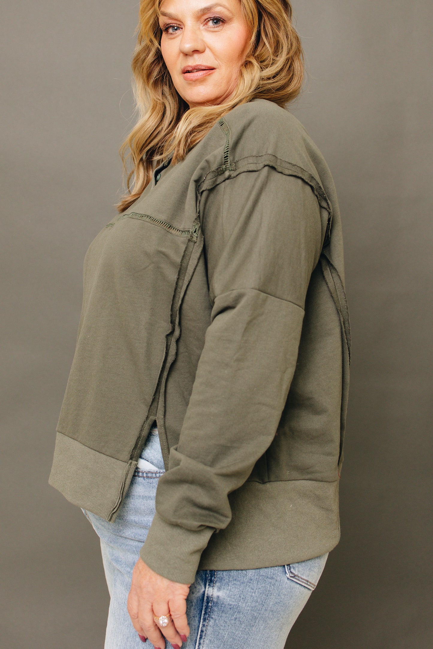 Lila Henley Pullover Top (S-XL)