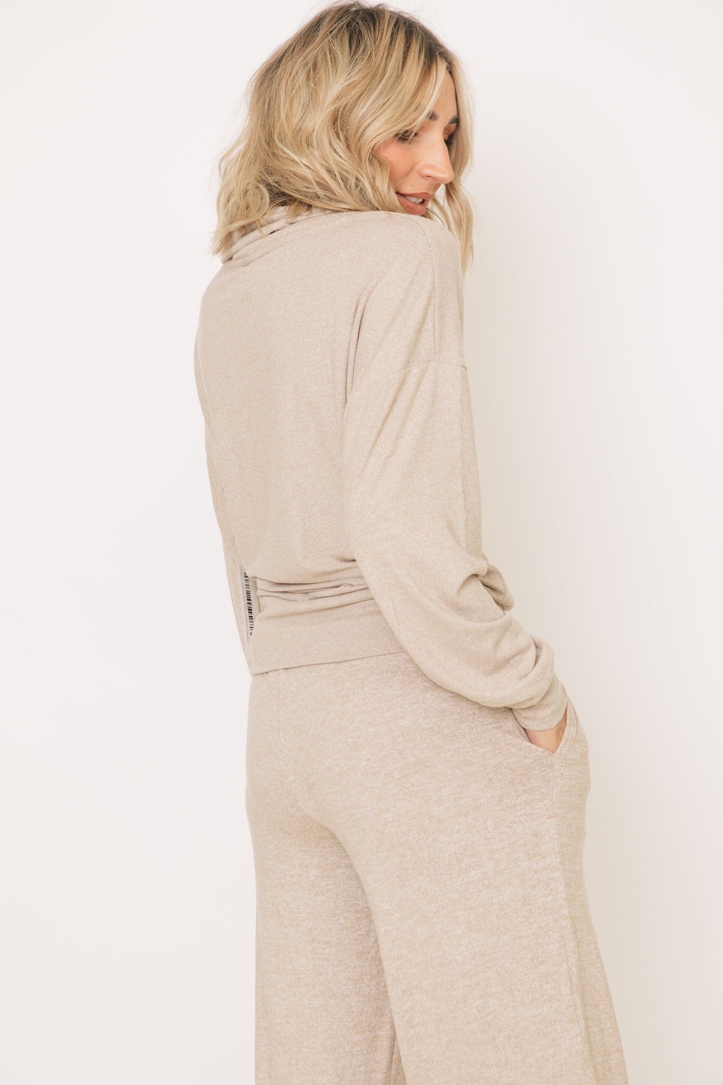 Amber Glow Brushed Lounge Pullover (S-L)