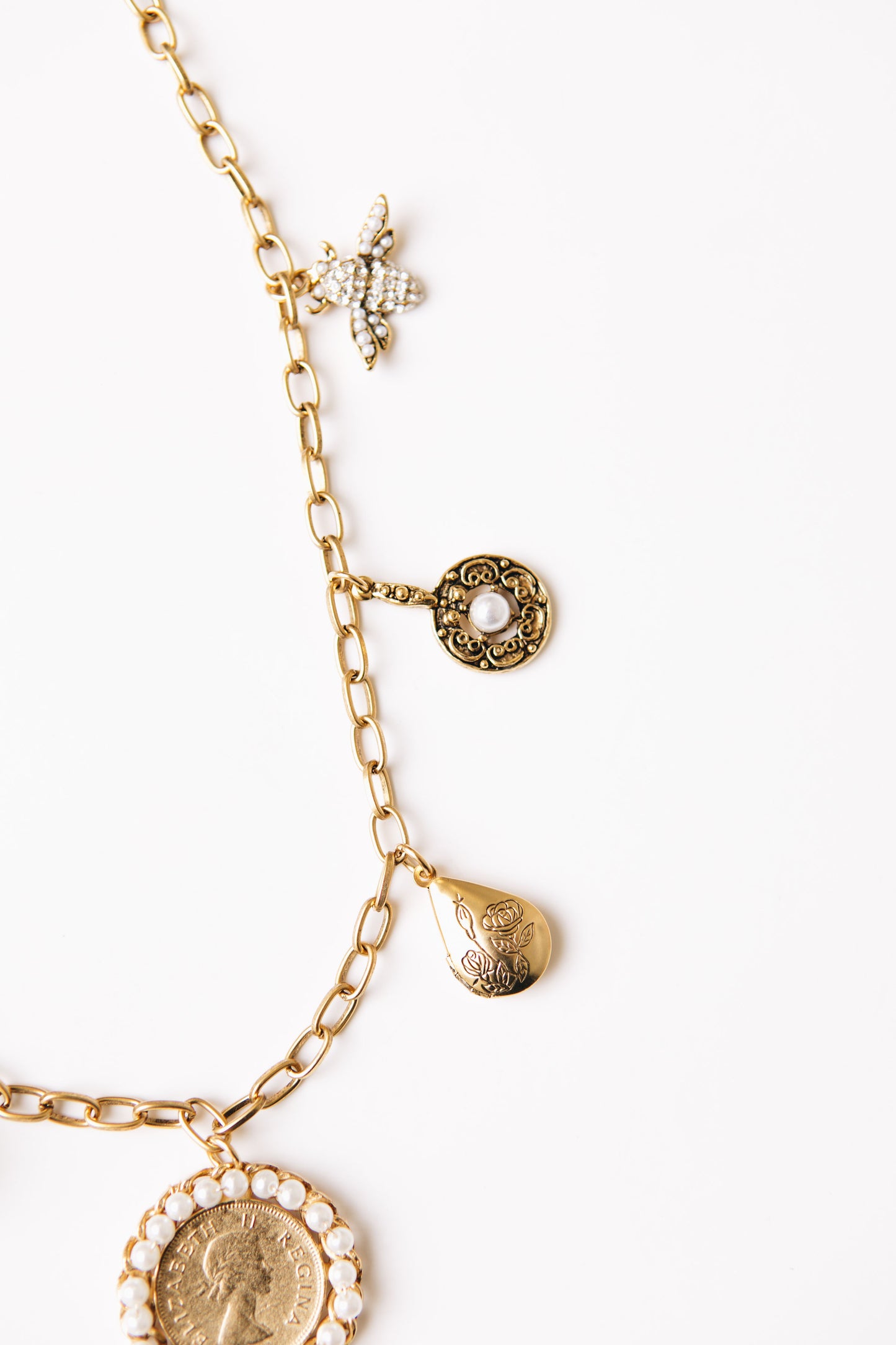 Yochi - Vintage Charm Necklace (OS)