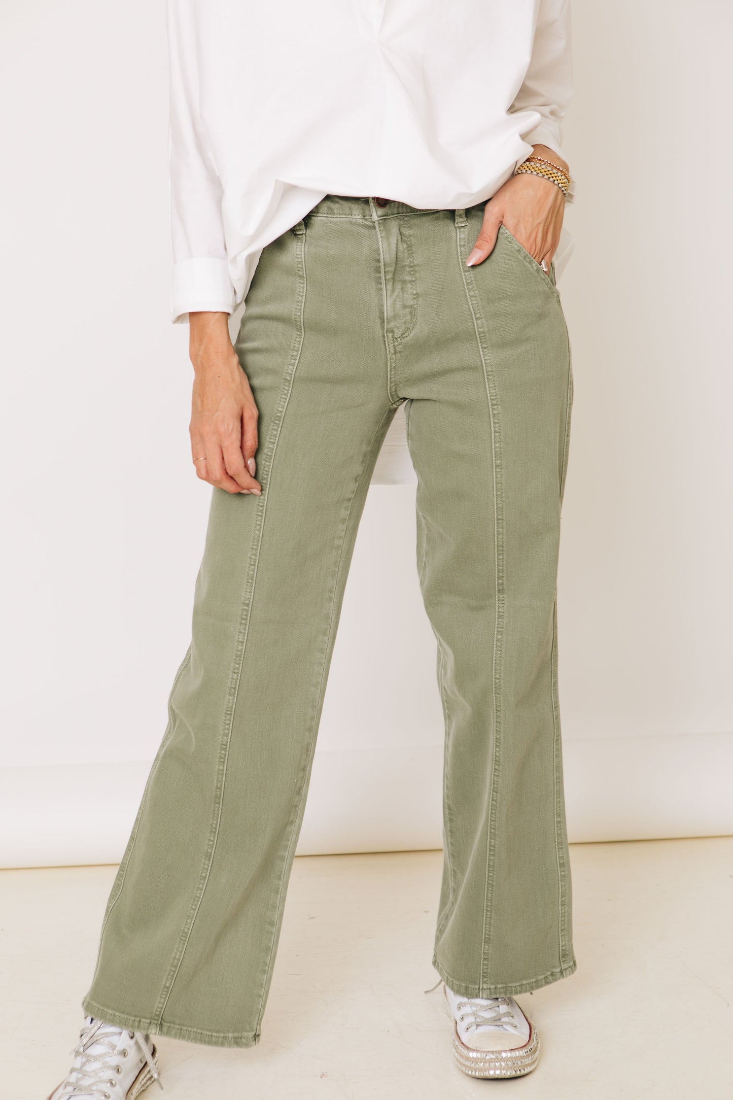 Judy Blue - Olive and Ivy Stretchy Straight Jeans (0-24W)