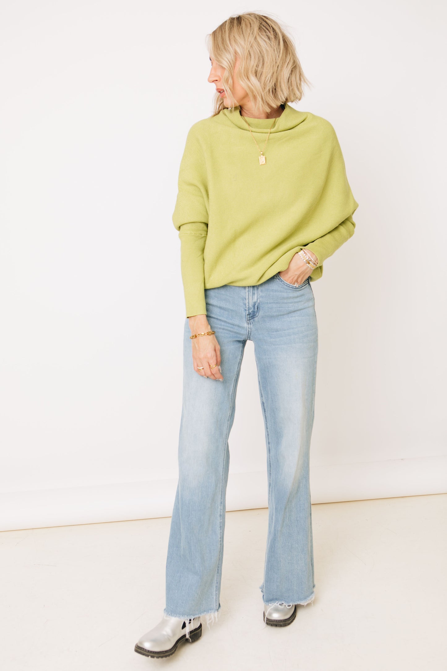Zingy Turtle Neck Loose Fit Sweater (S-L)