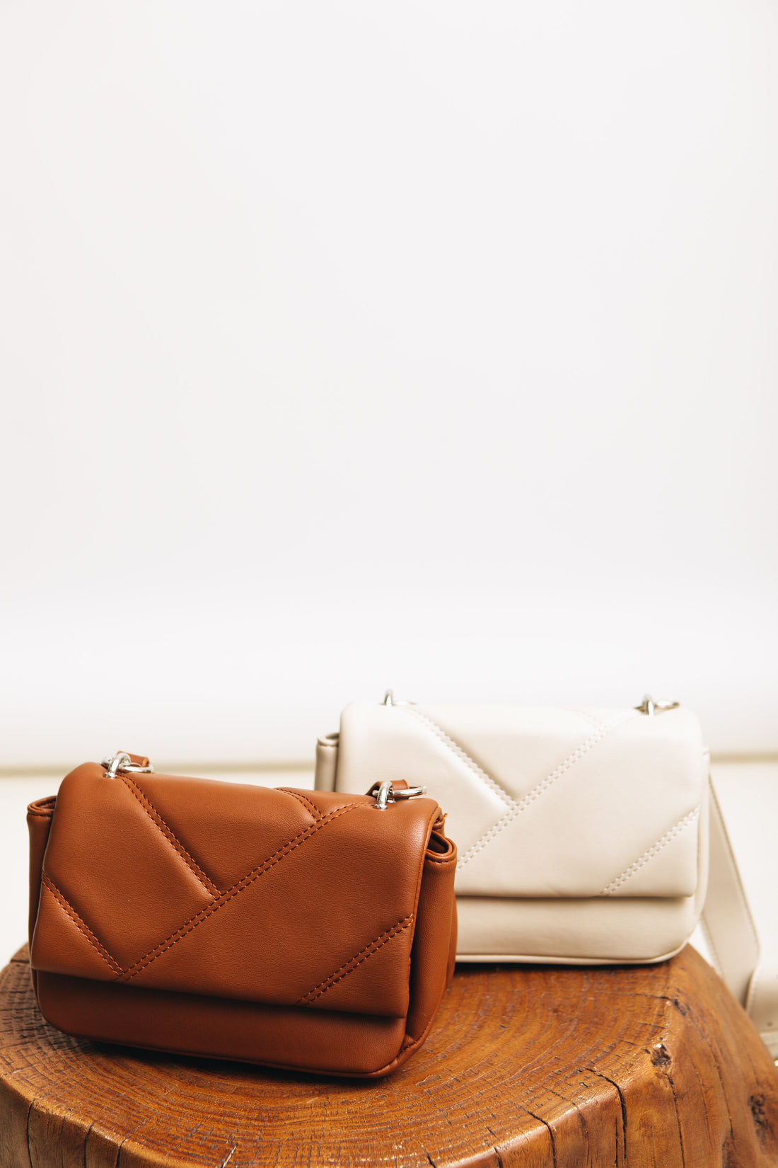 Juliana Shoulder Bag with Adjustable Strap (OS)