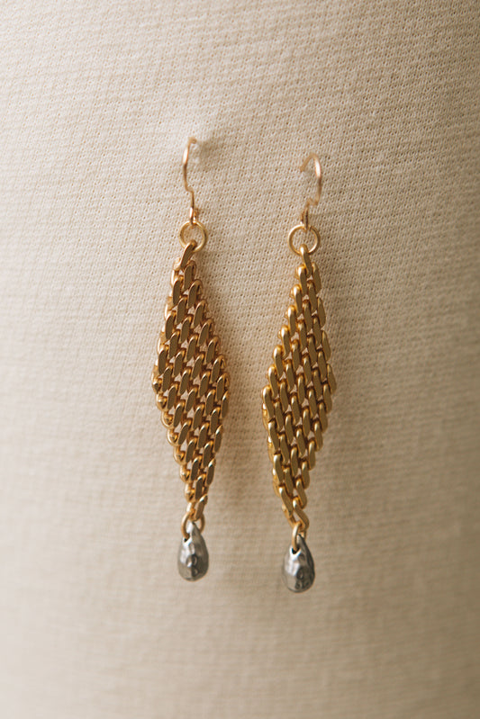 Flapper Earrings with Nugget Drop