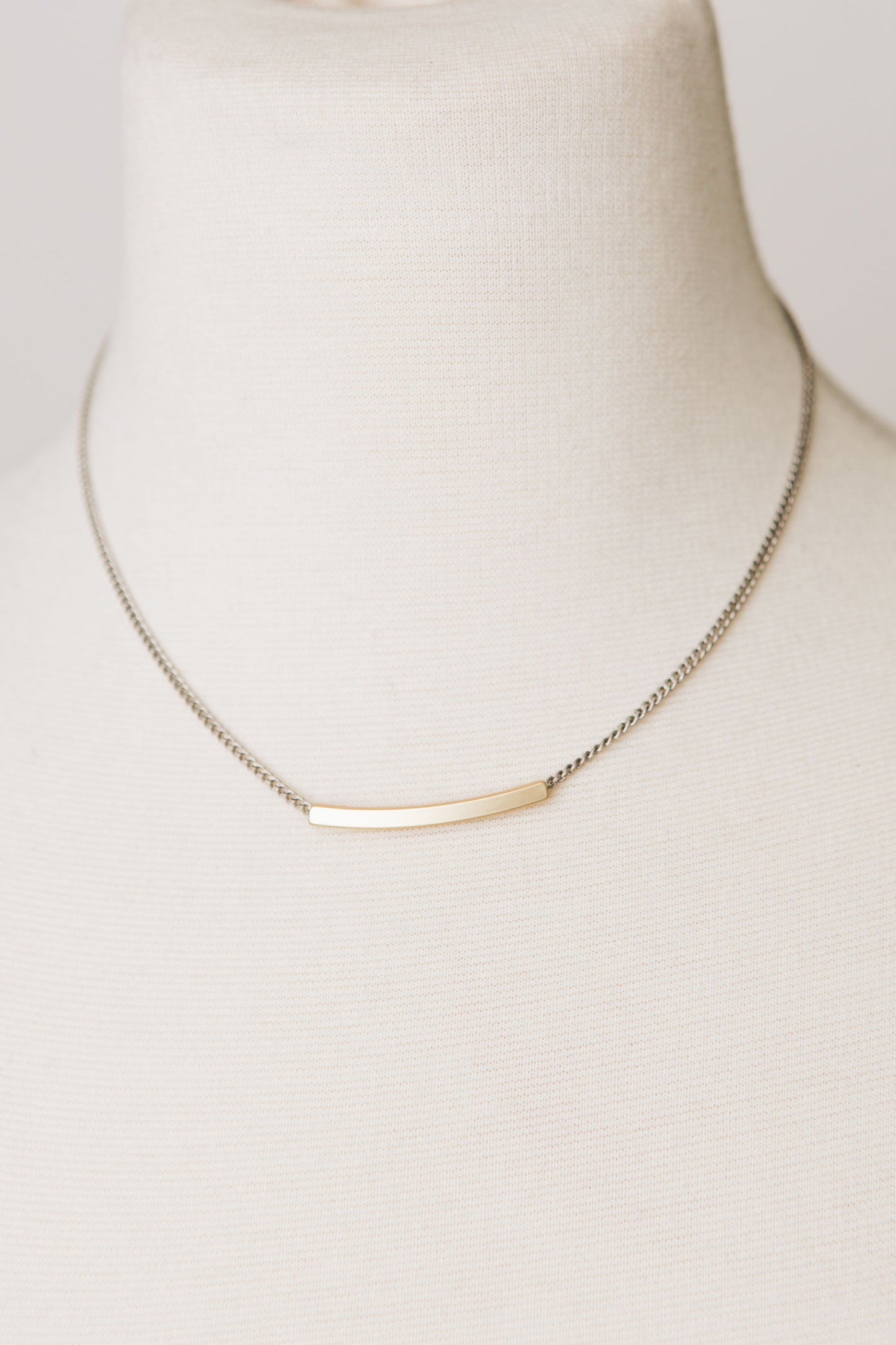Muse - Necklace with Curved Bar Slider