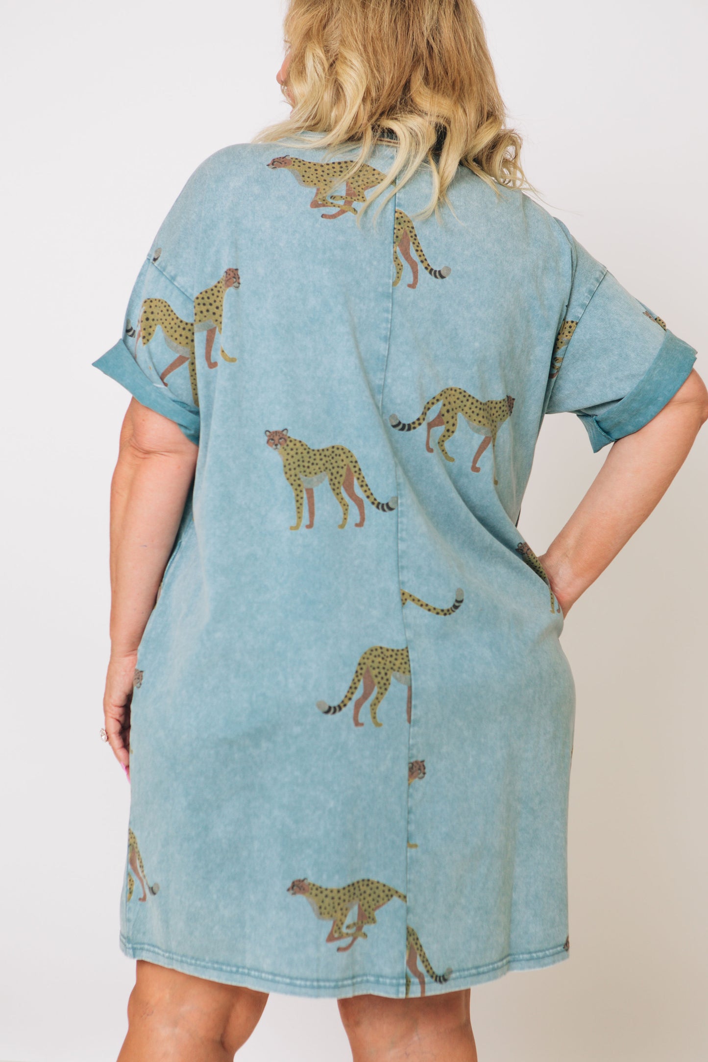 Easel - Mineral Washed Cheetah Print T-Shirt Dress (S-3XL)