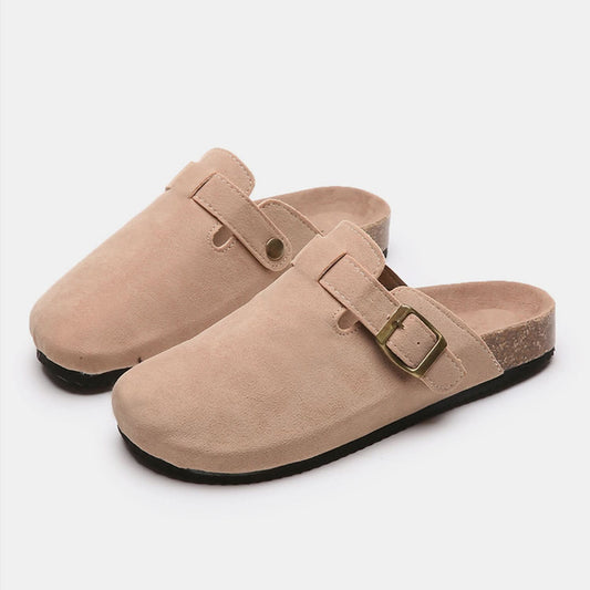 Smooth Step Suede Closed Toe Buckle Slide