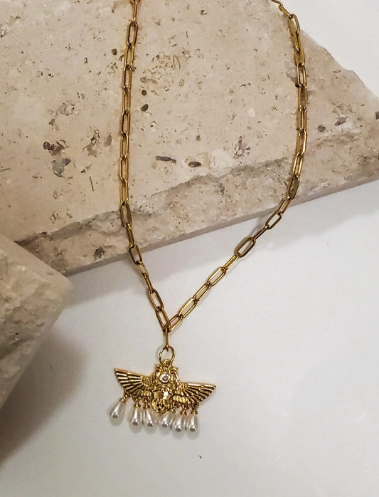 Oak & Ivy - Pearly Wings Necklace