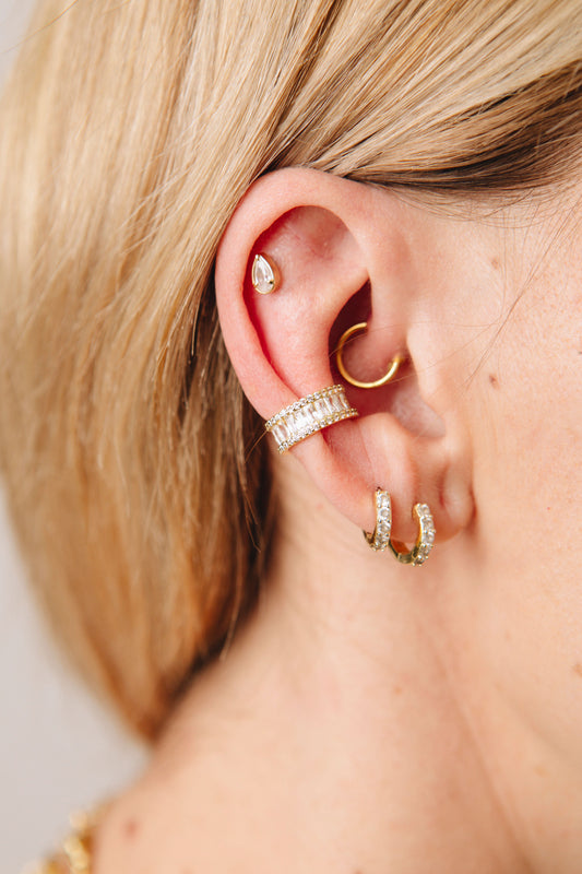 Ivy Exclusive - Ariana Baguette Ear Cuff